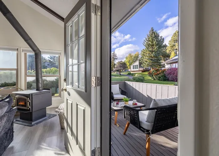 Fairway Mountain Escape Holiday home